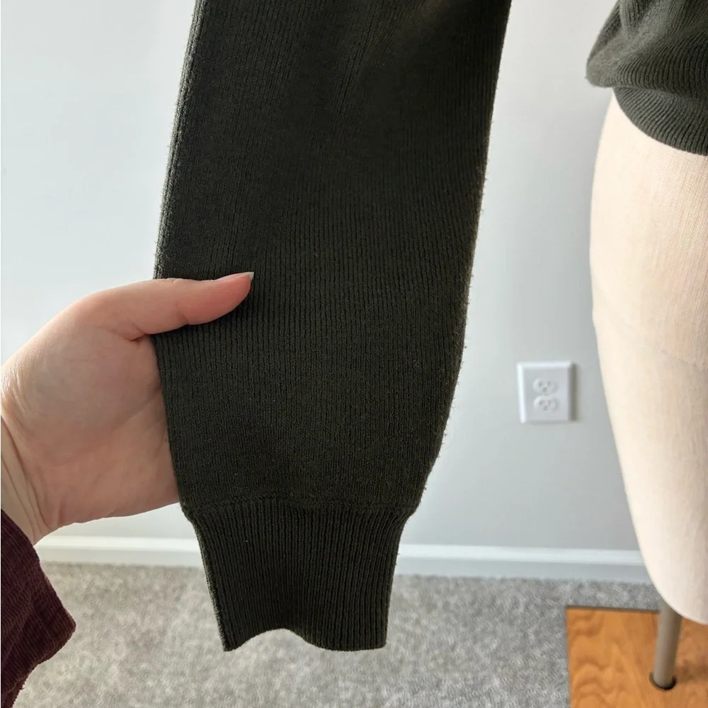 Evereve Ribbed Mock Neck Cut Out Stretchy Sweater